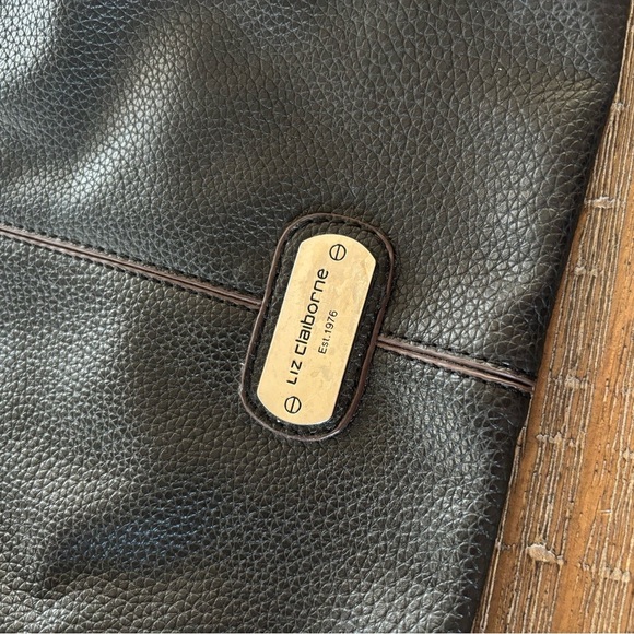 Liz Claiborne Black Vegan Leather Shoulder Bag - Picture 6 of 12